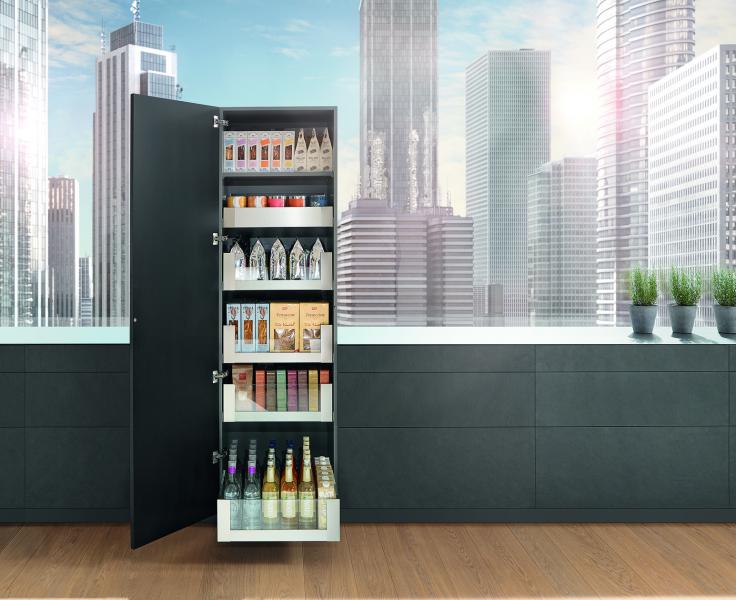 SPACE TOWER LEGRABOX высокий шкаф-колонка за распашной дверью