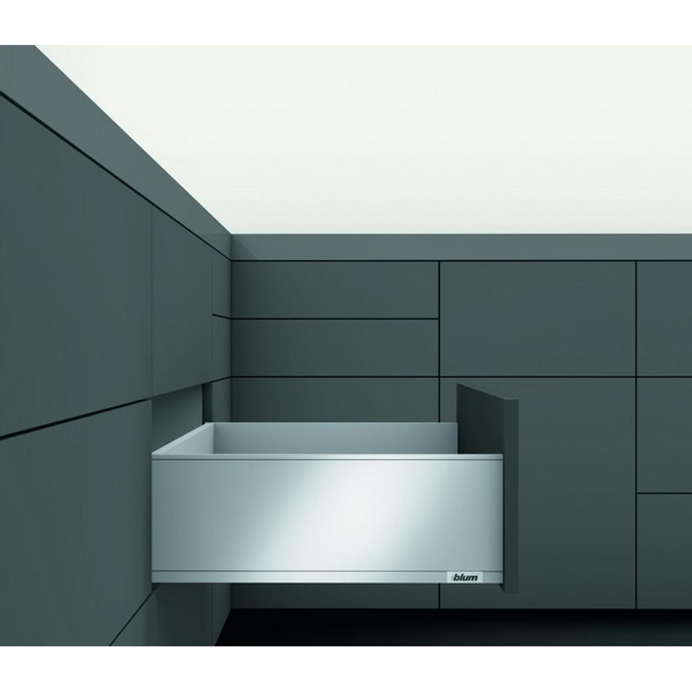 LEGRABOX pure, cтандартный ящик TIP-ON BLUMOTION, высота C 550 белый шелк